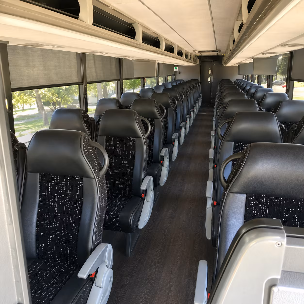 El Paso Airport Shuttle & Transportation party bus exterior