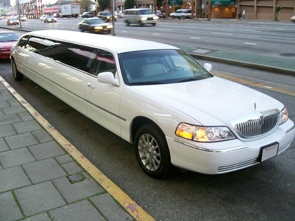 El Paso 8 Passenger Limo